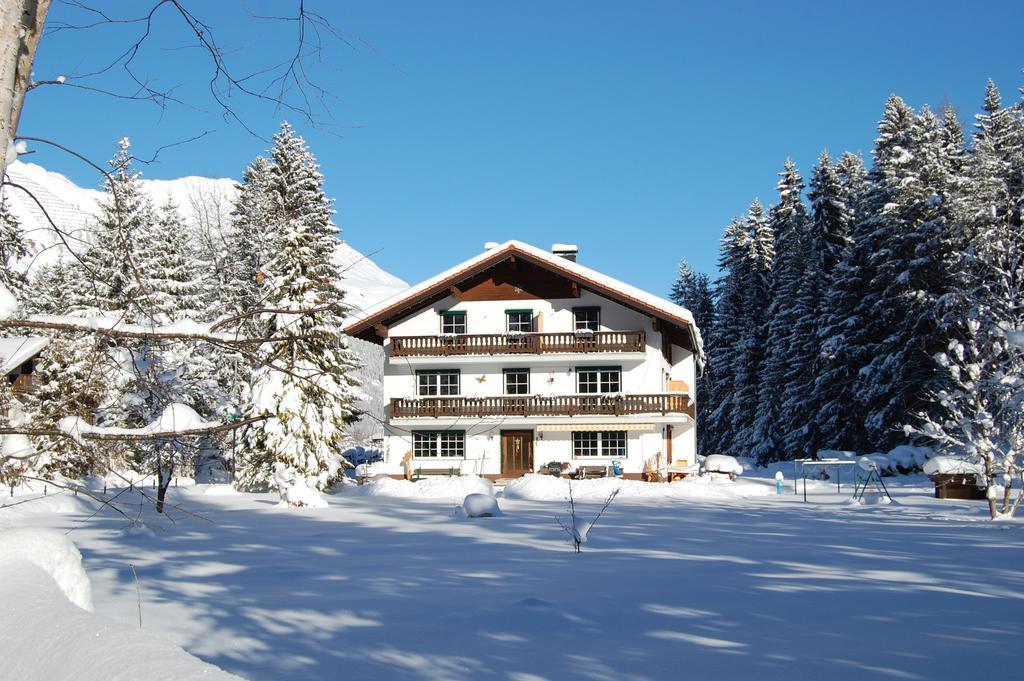 Appartement Haus Waldrast à Elbigenalp Extérieur photo